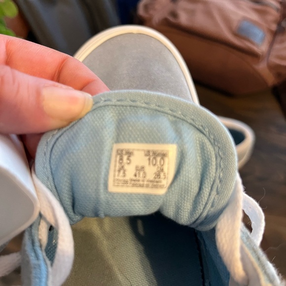 Vans old skool sneakers Blue and White skate shoes. Mens 8.5. Womens 10. - Picture 5 of 5